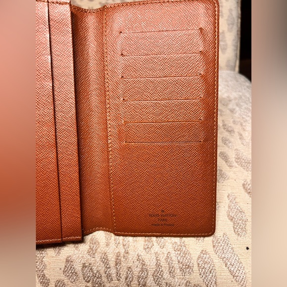 Louis Vuitton credit card & cash wallet - Picture 6 of 12